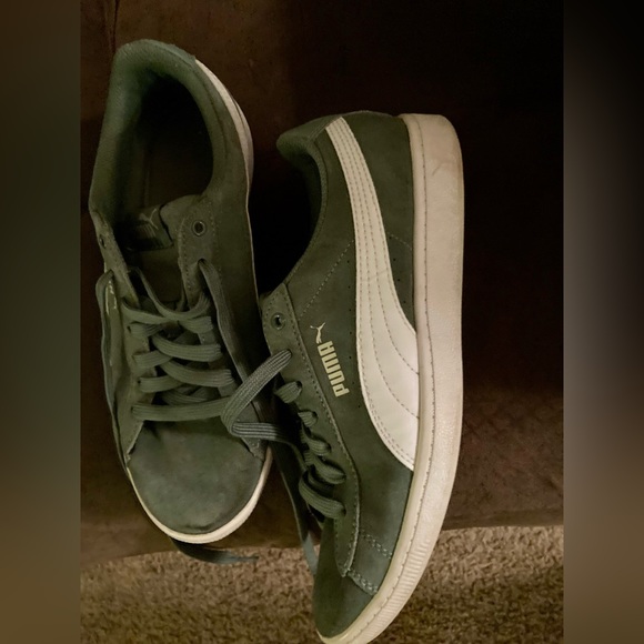 Green suede puma size 9.5 - Picture 1 of 3